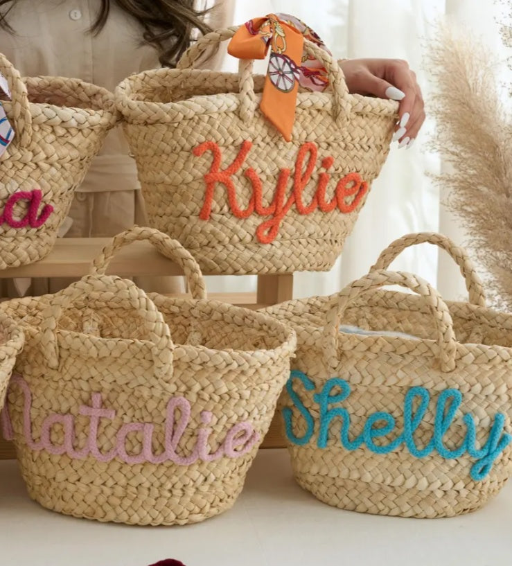 Personalized mini staw bags